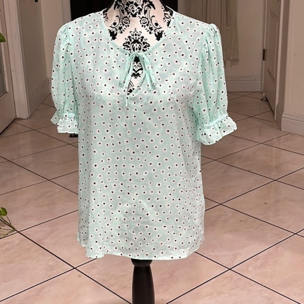 Women CeCe small blouse